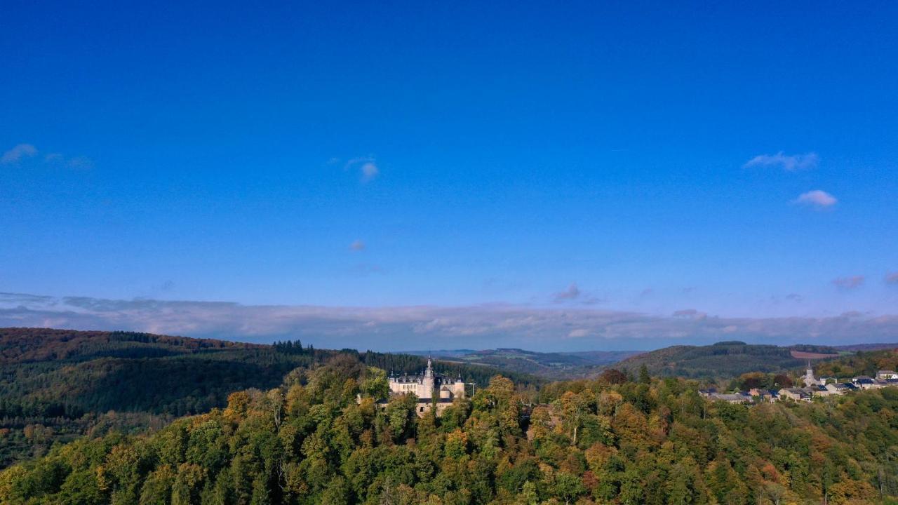Le Chateau De Mirwart Exteriér fotografie